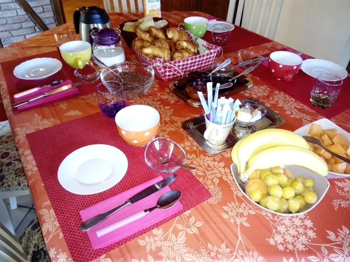 Le Cedre Bleu Bed & Breakfast Dainville Dış mekan fotoğraf
